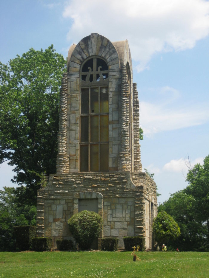 Woodlawn Cemetery